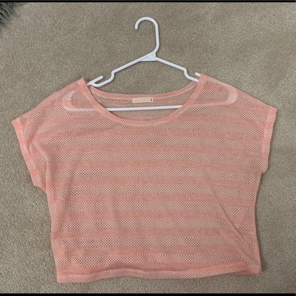 $5 ADD ON⭐️mesh crop top - Picture 2 of 3